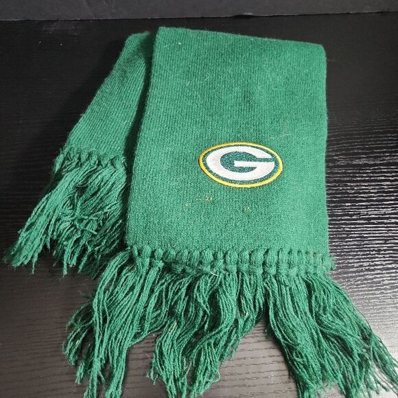 Forever Collectibles Scarf Green Bay Packers Fringed‎ Ends USA Made NFL Football - Picture 1 of 5